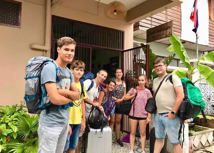 Apartment Whole House - 4bedrooms - Experience Local Life Bangkok