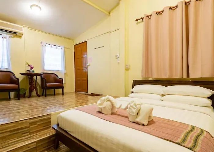 Whole House - 4bedrooms - Experience Local Life *